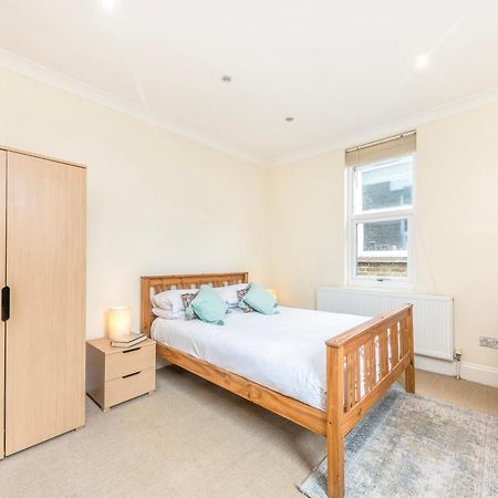 Vila Stylish & Spacious 3 Bed Victorian House Sleeps Up To 7 - Near O2, Museums, Excel, Mazehill Station 12 Mins Direct Into London Bridge Exteriér fotografie